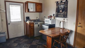 Unclassified image, 5 of 10, button - Lazy R Cottages: 18 (Estes Park)