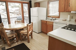Cabin, Multiple Beds, Hot Tub | Private kitchen