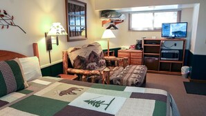Apartment, Multiple Beds, Jetted Tub - Sunnyside Knoll: 4 (Estes Park)