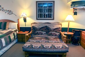 Apartment, Multiple Beds, Jetted Tub