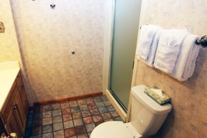 아파트, 퀸사이즈침대 1개, 벽난로 | 욕실 | 타월