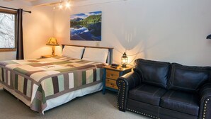 Apartment, 1 King Bed, Fireplace - Sunnyside Knoll: 10 (Estes Park)