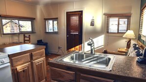 Unclassified image, 5 of 10, button - Triple R Cottages: 2 (Estes Park)