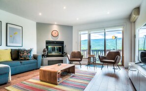 TV connectée, cheminée