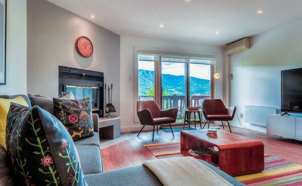 TV connectée, cheminée