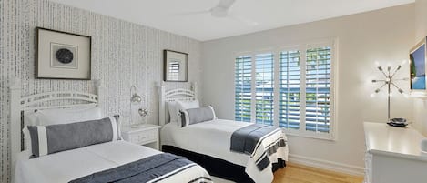 3 chambres, fer et planche à repasser, Wi-Fi gratuit, draps fournis