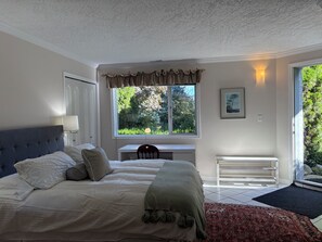 2 slaapkamers, een strijkplank/strijkijzer, gratis wifi, beddengoed
