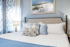 5 bedrooms, in-room safe, desk, iron/ironing board