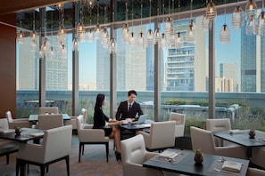 3 restaurants; breakfast, lunch and dinner served  - Sheraton Beijing Lize Hotel (Beijing)