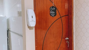 Studio Suite | Free WiFi, bed sheets