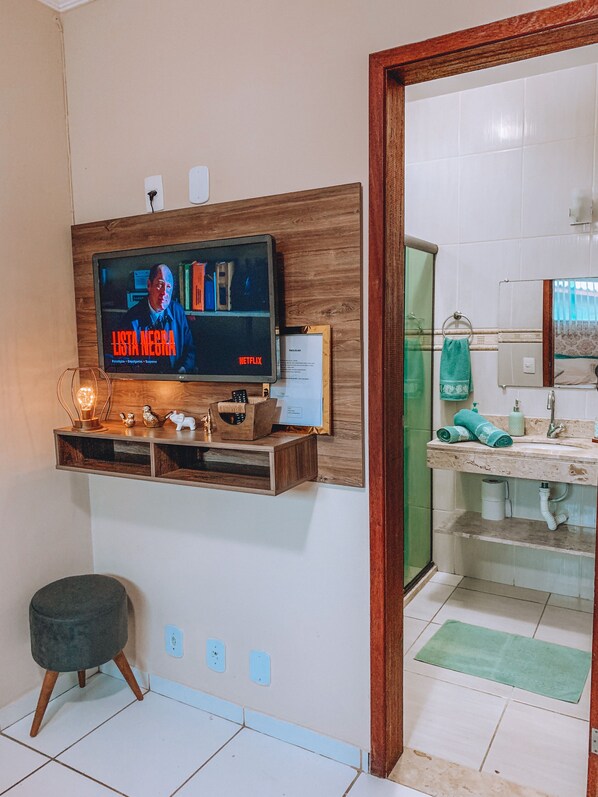 Wifi gratis y ropa de cama 