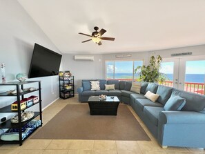 Smart-TV, bøker og filmbibliotek