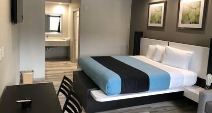 Crystal Inn Downtown