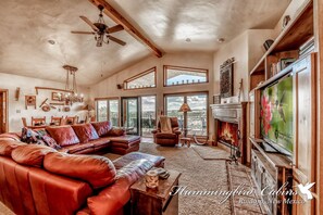 TV, fireplace, DVD player, stereo
