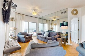 TV, DVD player - Gulf front condo w/ a full kitchen, private balcony, shared pools, & hot tub (Orange Beach)