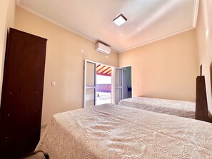 4 chambres, lit de bébé portatif, accès à Internet