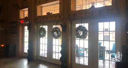 Punaisen Fern Lodge -huone 1