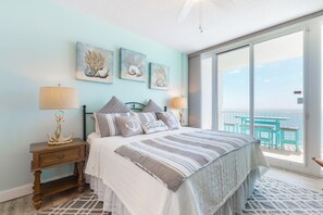 2 عدّ ة غرف نوم ومكواة/لوح كي وإنترنت مجاني وملاءات أسرّة