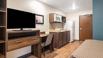 Hypo-allergenic bedding, desk, blackout curtains, iron/ironing board