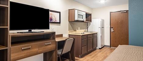 Hypoallergeen beddengoed, een bureau, verduisterende gordijnen