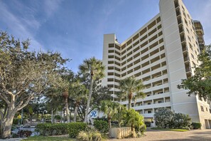 Exterior - Luxe Beachfront Family Condo w/ Resort Amenities! (Fort Myers Beach)