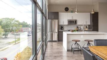 Apartment | Private kitchen | Fridge, microwave, oven, stovetop