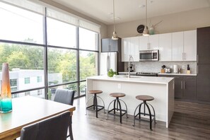 Apartment | In-room dining