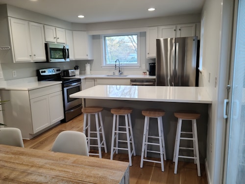 NEW! Edgartown 3 BR 2 Bath Newly Remodeled Home
