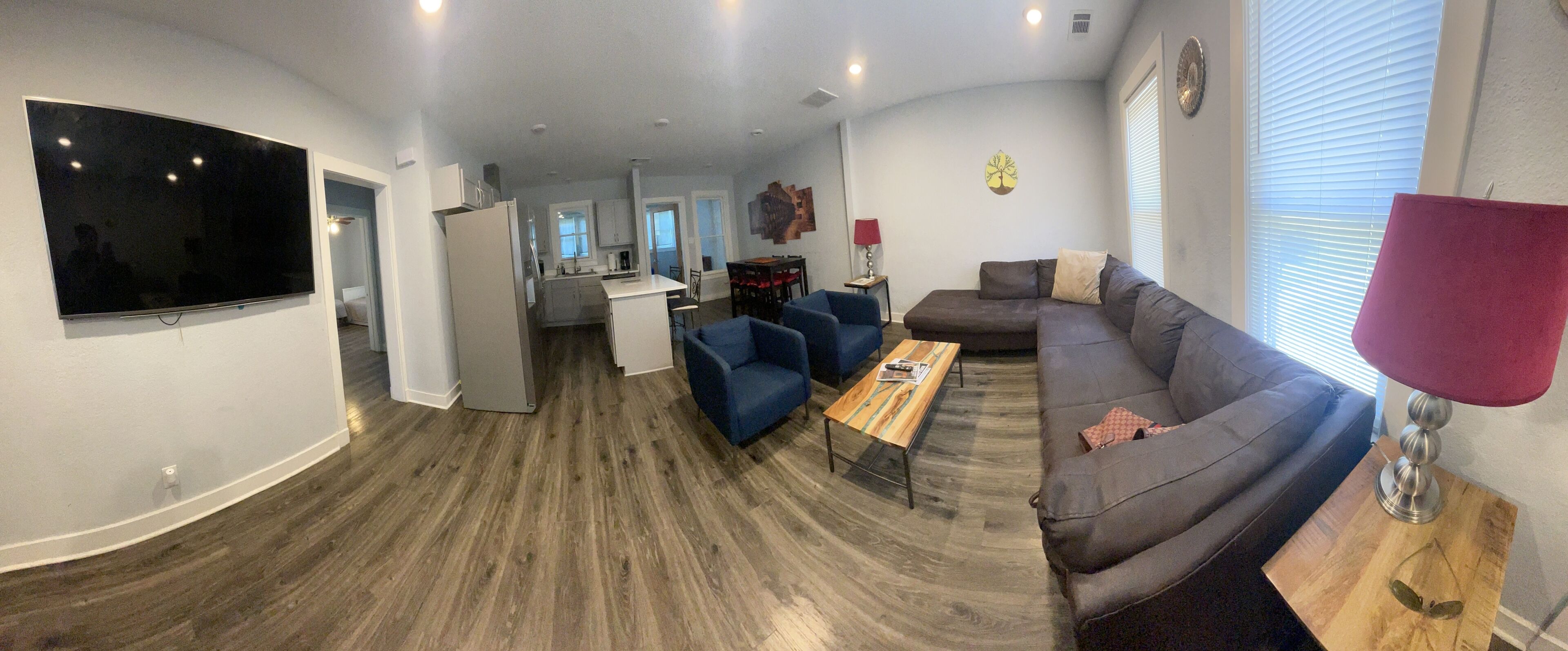 901 Bee’s Midtown Duplex in the heart of Overton Square 2280