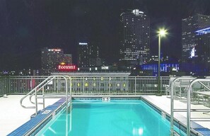 Outdoor pool - New Orleans tent (New Orleans)