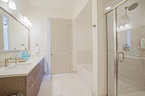 Apartment | Bathroom | Combined shower/bathtub, towels - Best Location Walk Everywhere (Atlanta)