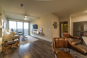 Apartment | Living area | Flat-screen TV - 3 Bedrooms City View Balcony (Atlanta)