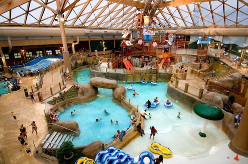 Poconos Lake Harmony located between 2 popular ski resorts! BB & JF!



