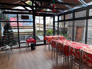 Daily continental breakfast (USD 5 per person)