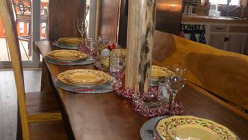 Combined shower/tub, hair dryer, towels, soap