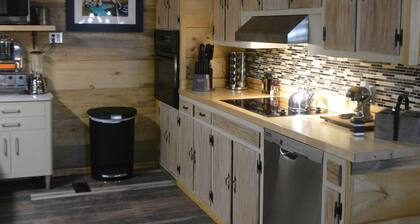 Awesome nest across the street of the watts bar lake