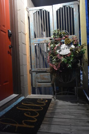 Exterior - Awesome nest across the street of the watts bar lake (Ten Mile)