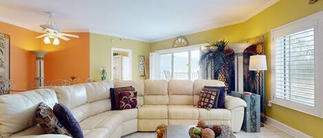 Una televisión, un reproductor de DVD