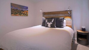 Unclassified image, 3 of 31, button - Snowcrest, Hot tub!  Walk to lifts! (Mt. Crested Butte)