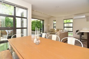 Departamento Premium | Servicio a la habitación