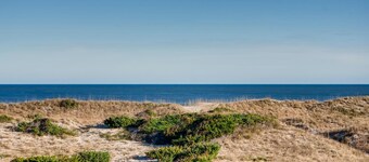 Ny Oceanfront-oppføring! Privat basseng, boblebad, hundevennlig m / lekeplass for ny hund