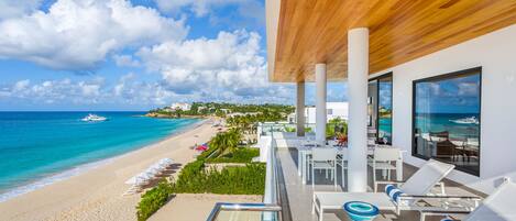 Fachada de la propiedad