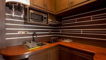 Royal Private Pool Villa - 2Bedrooms | Private kitchen | Mini-fridge, microwave, espresso maker, coffee/tea maker