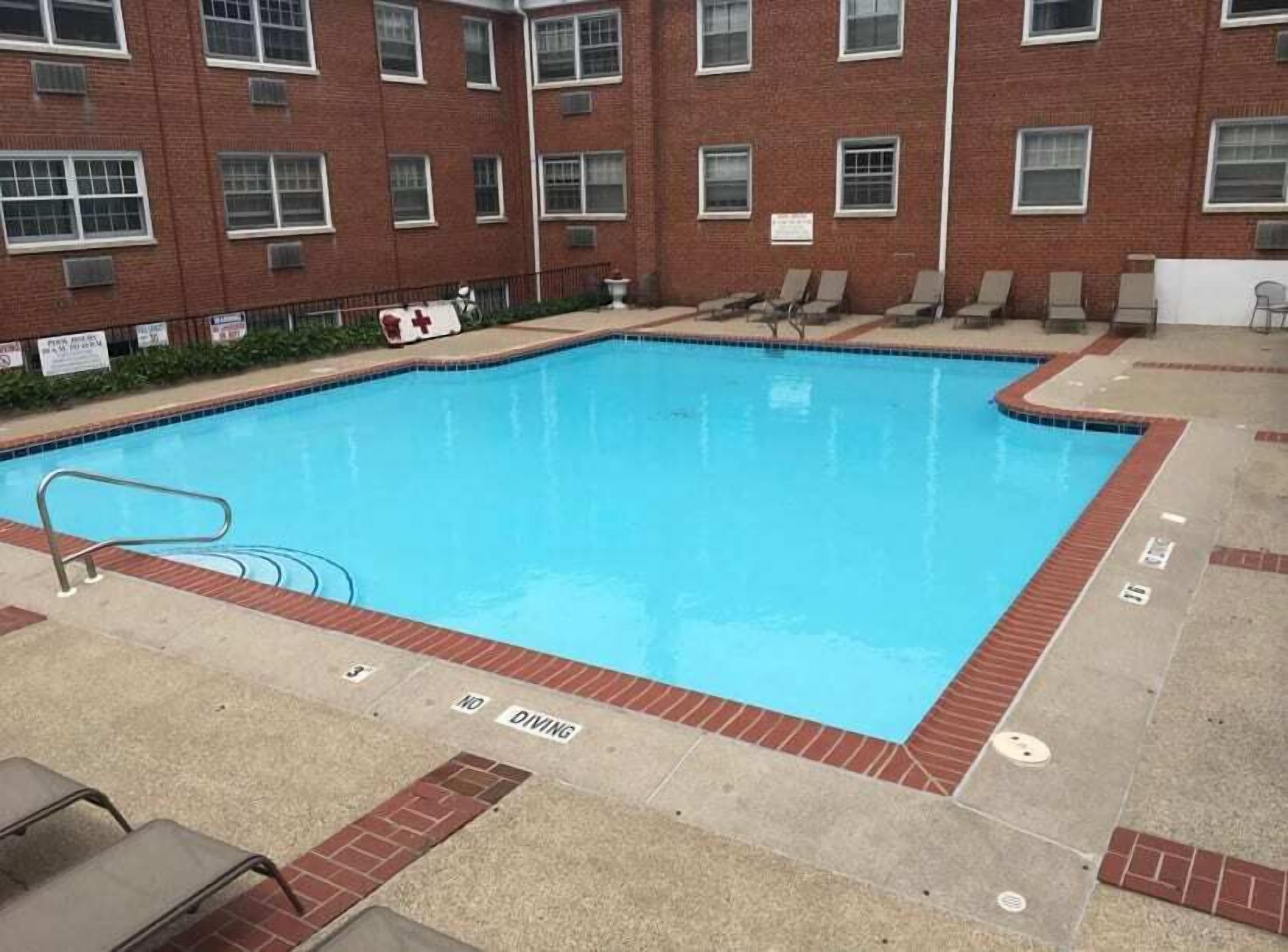 Charming 2BR Apartment in Historic Heritage Hill