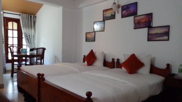 Deluxe Double or Twin Room - Thilina Hotel Nuwaraeliya (Nuwara Eliya)