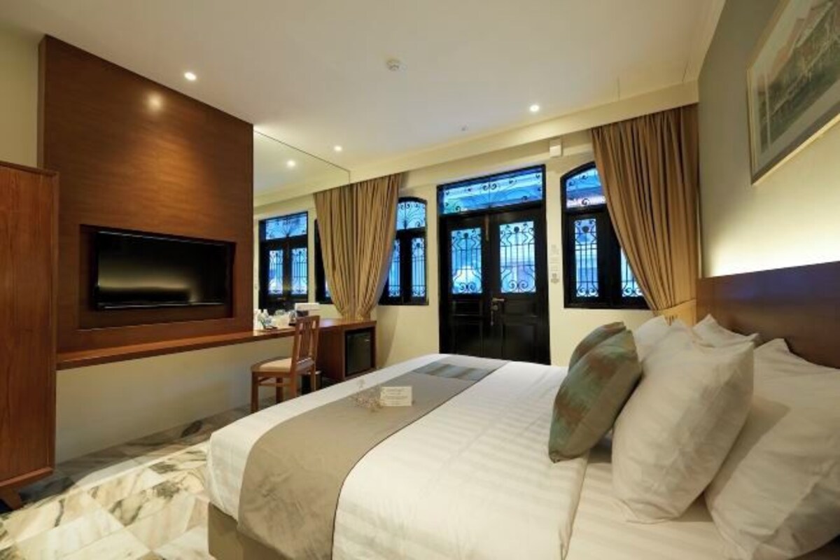 Signature Room