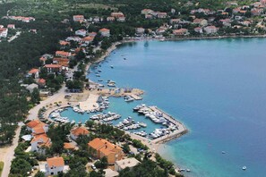 Marina - Holiday apartment mit Klimaanlage und Meerblick (Šilo)