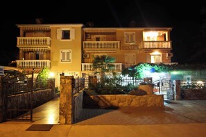 Exterior - Holiday apartment mit Klimaanlage und Meerblick (Šilo)