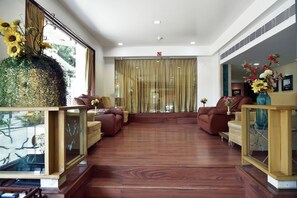 Business centre - The Senator Hotel (Kolkata)