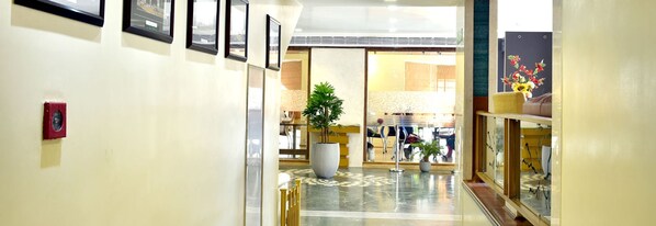 Interior - The Senator Hotel (Kolkata)